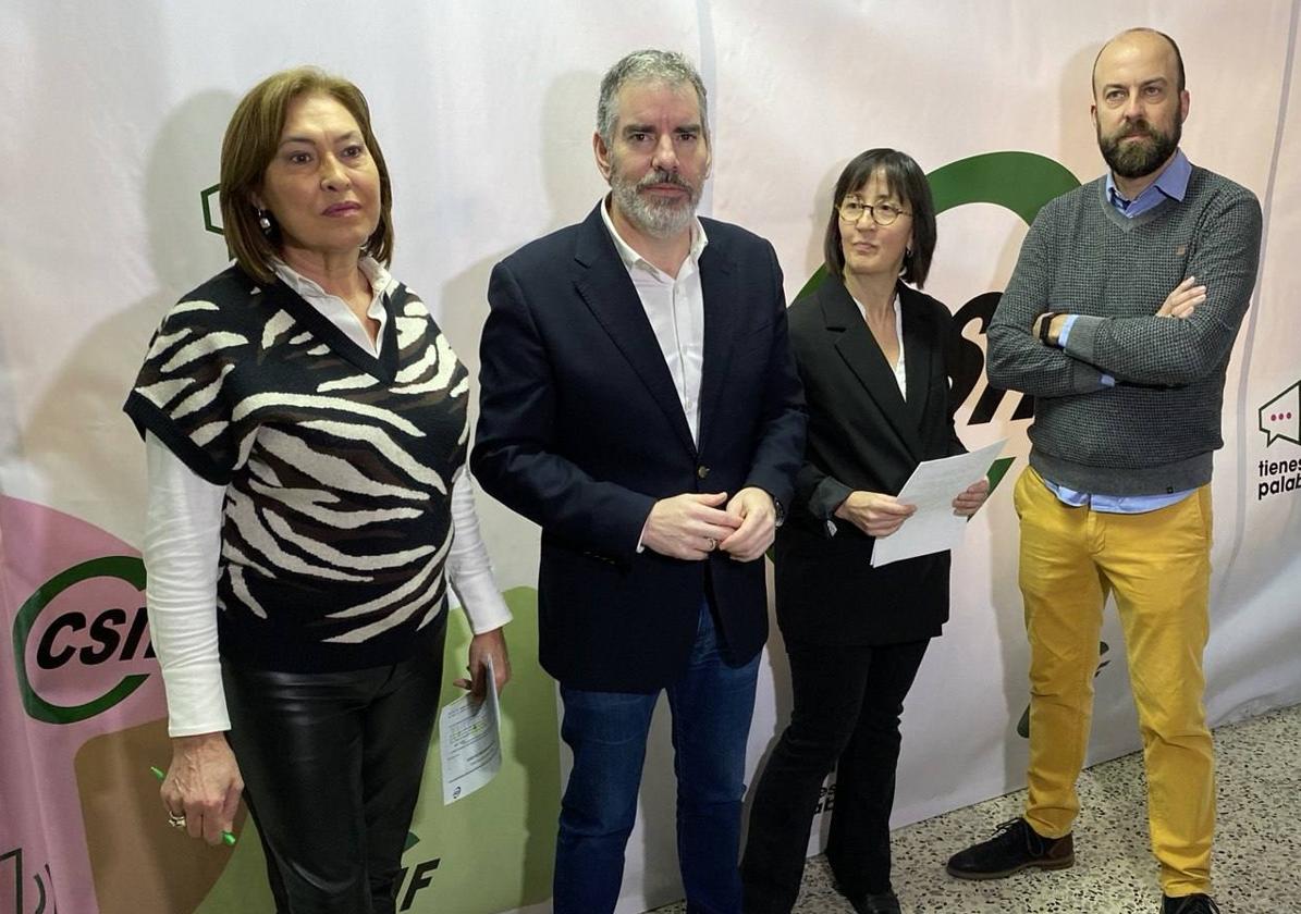 Los dirigentes de CSIF Paz Palacín,Benjamín Castro, Cristina Sánchez y Eduardo Laso.