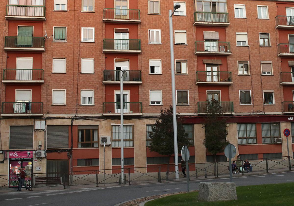 Bloques de pisos en José Zorrilla, en la capital segoviana.