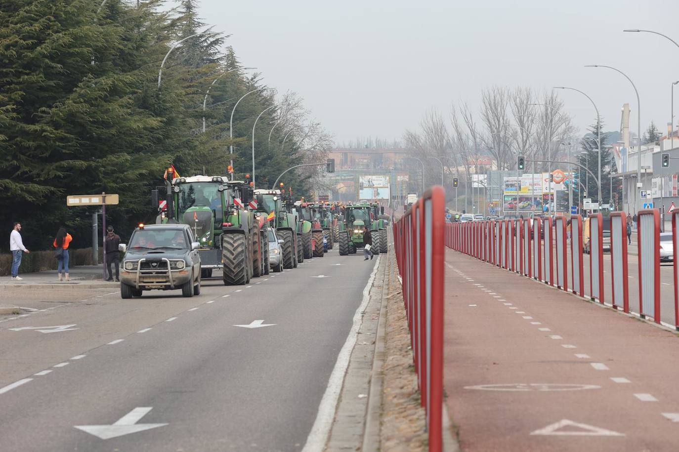 La tractorada se une en el recinto ferial de Palencia