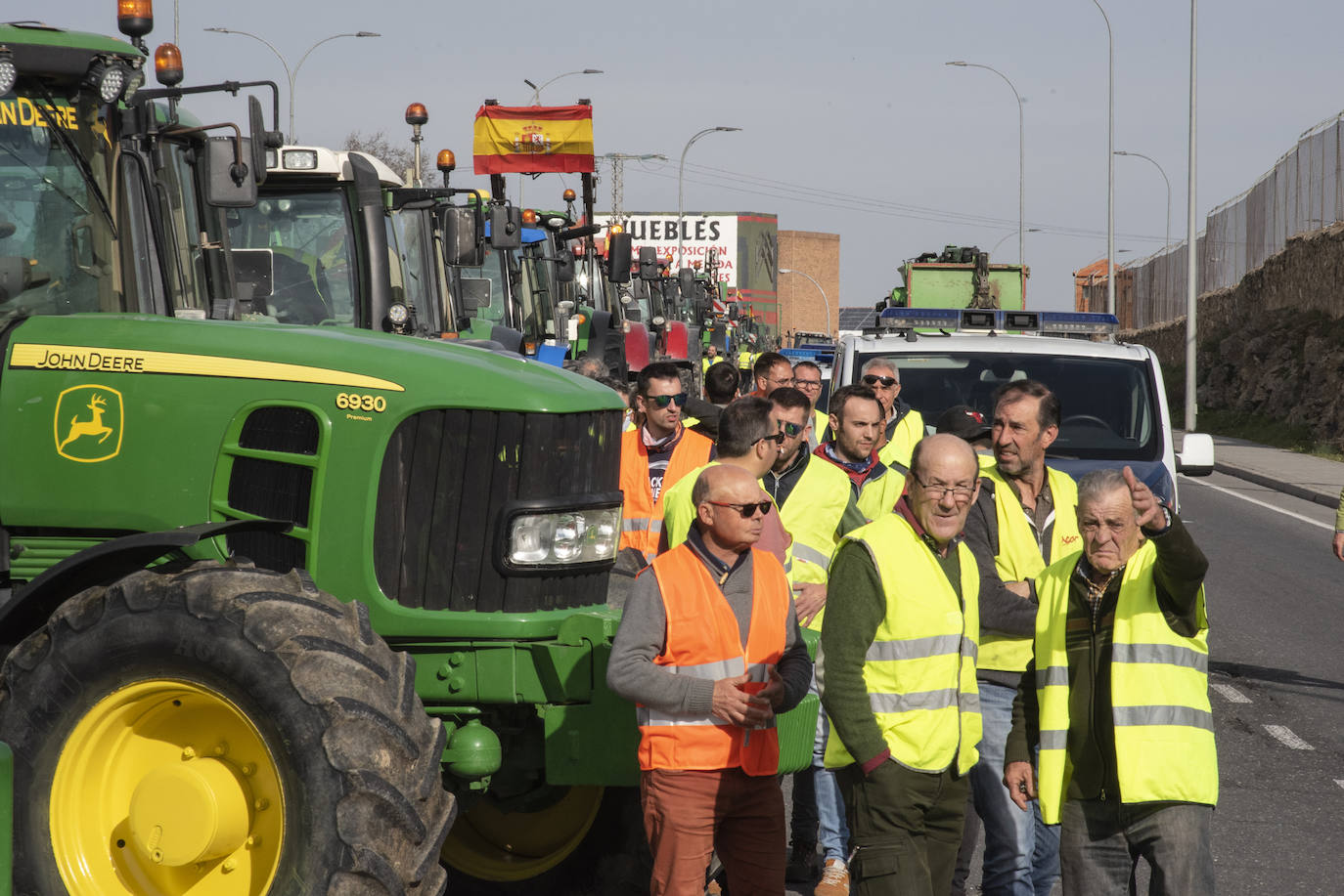 La tractorada por el centro de Segovia, en imágenes