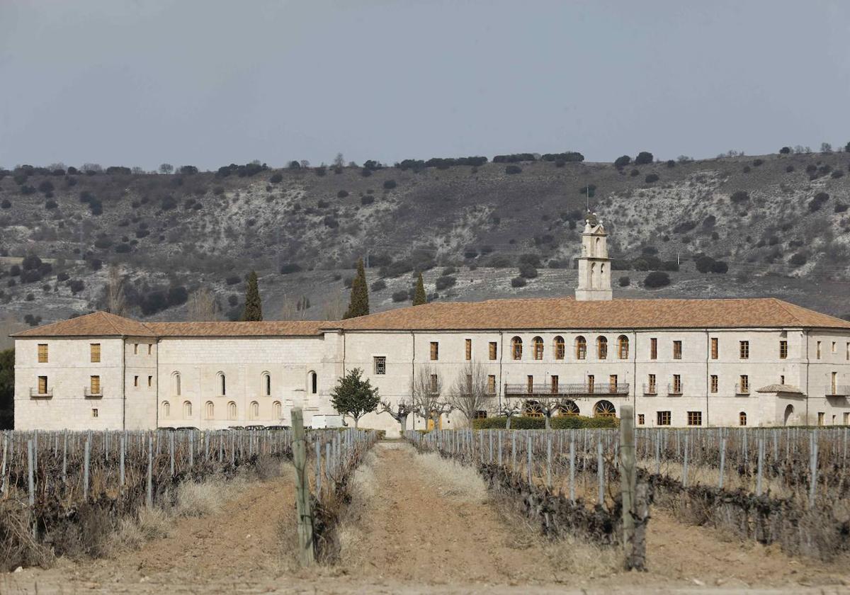 Exterior del hotel, ubicado en el monasterio premostrantese de Sardón de Duero.