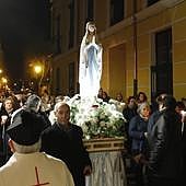 La procesión de Nuestra Señora de Lourdes cortará varias calles del centro este viernes