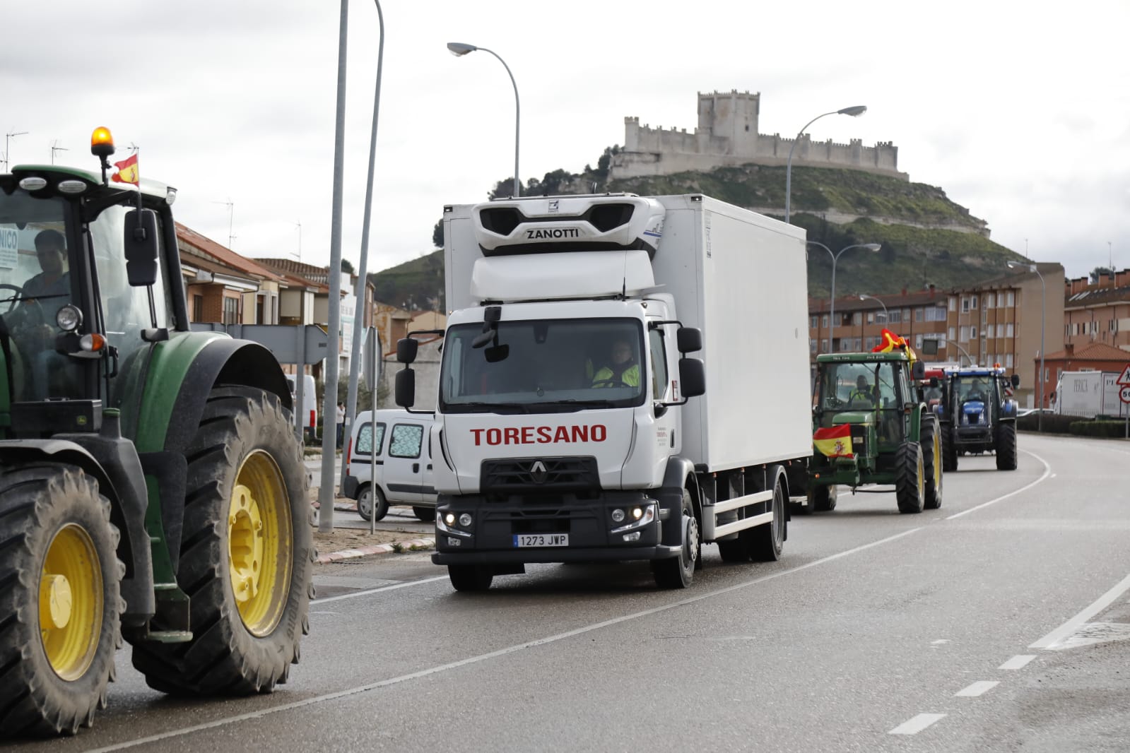 Los agricultores de Peñafiel salen hacia Valladolid.