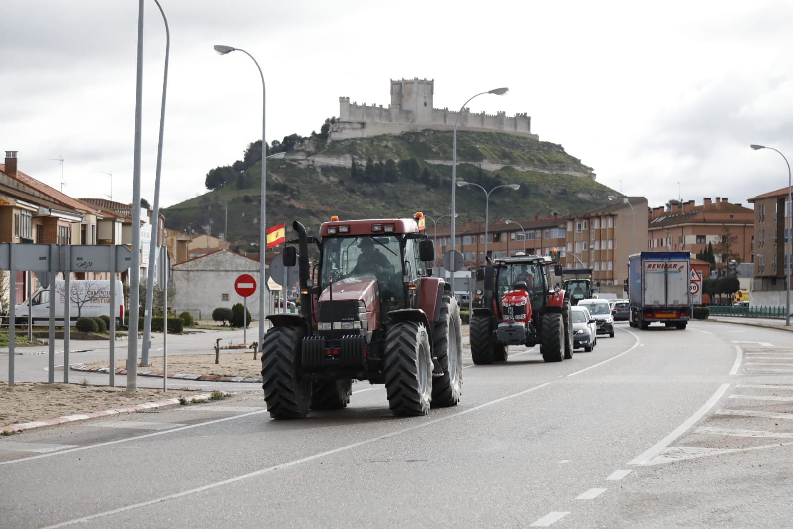 Los agricultores de Peñafiel salen hacia Valladolid.