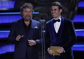 Fernando Cayo y Daniel Muriel, durante su intervención en la ceremonia.