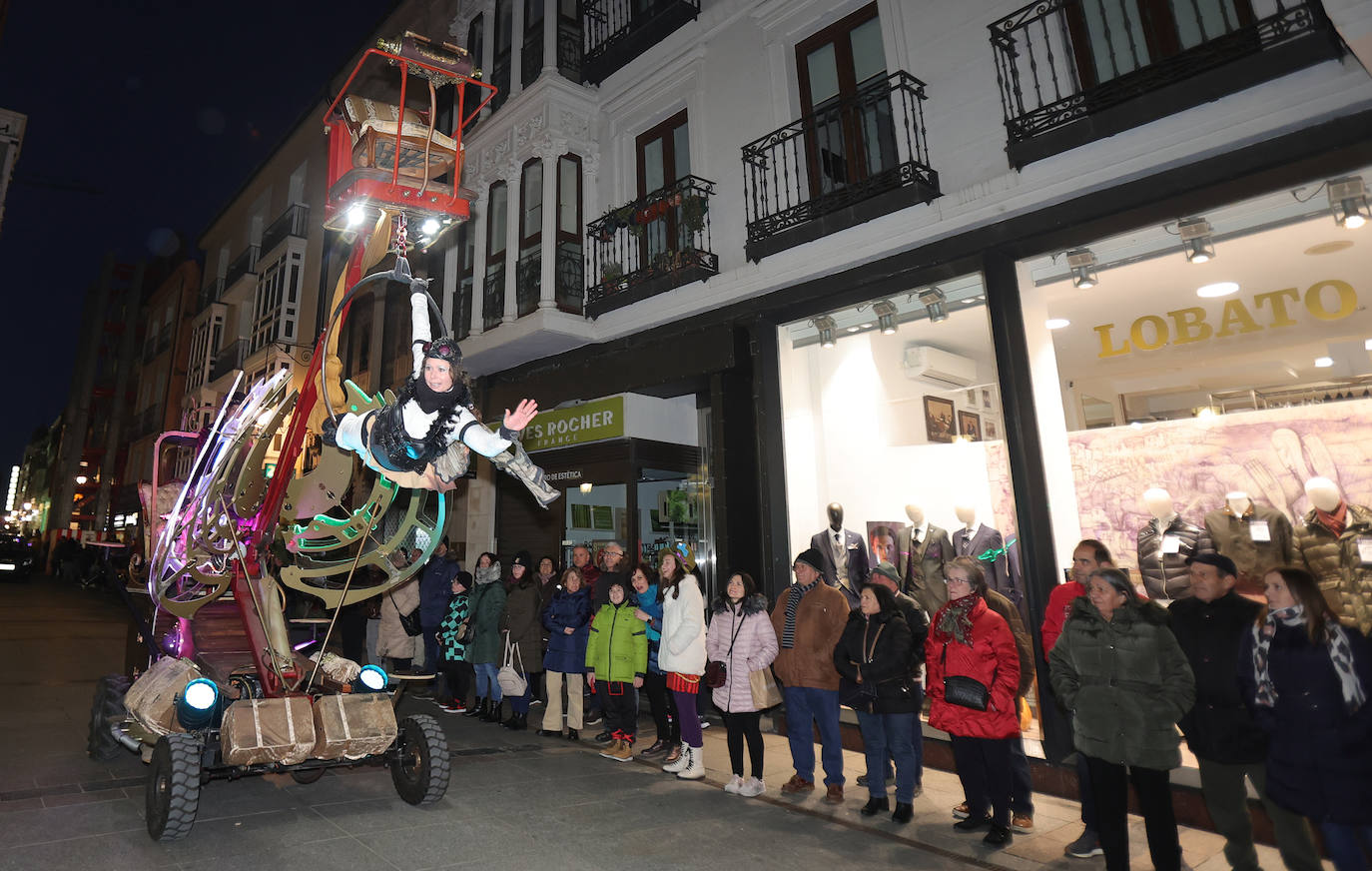 Palencia vive un ingenioso y multitudinario Carnaval