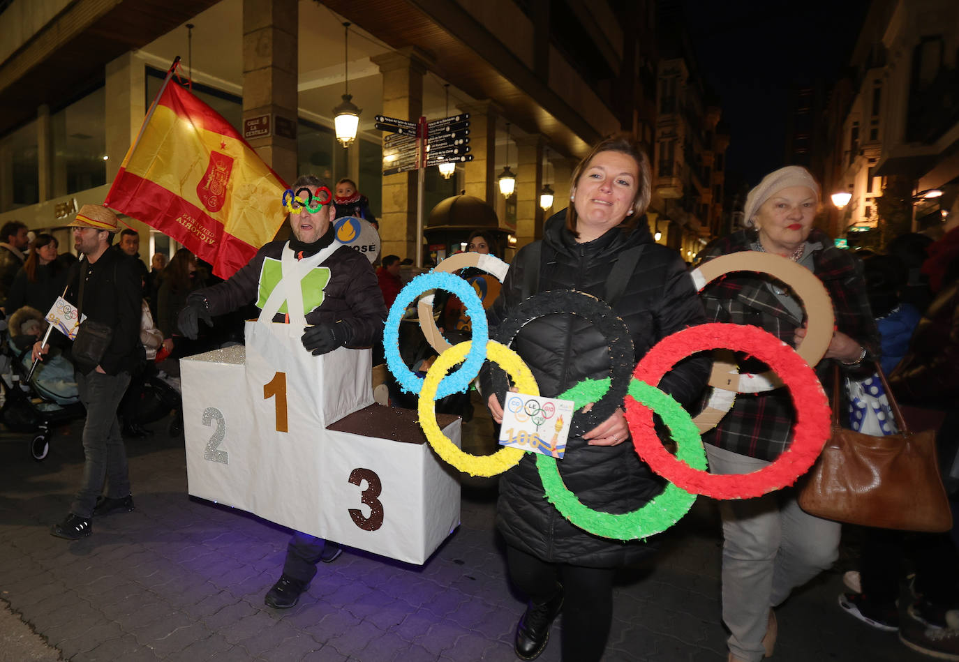 Palencia vive un ingenioso y multitudinario Carnaval