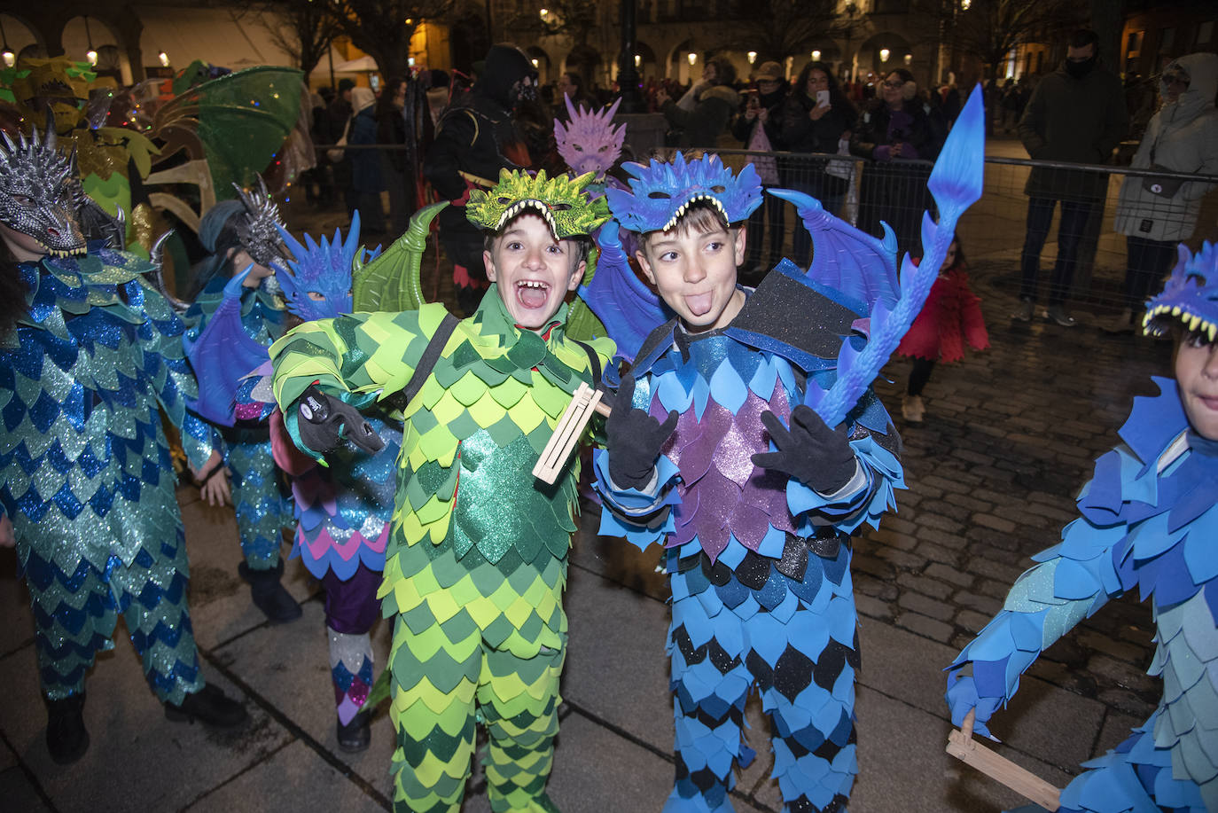 El Carnaval gana al frío segoviano