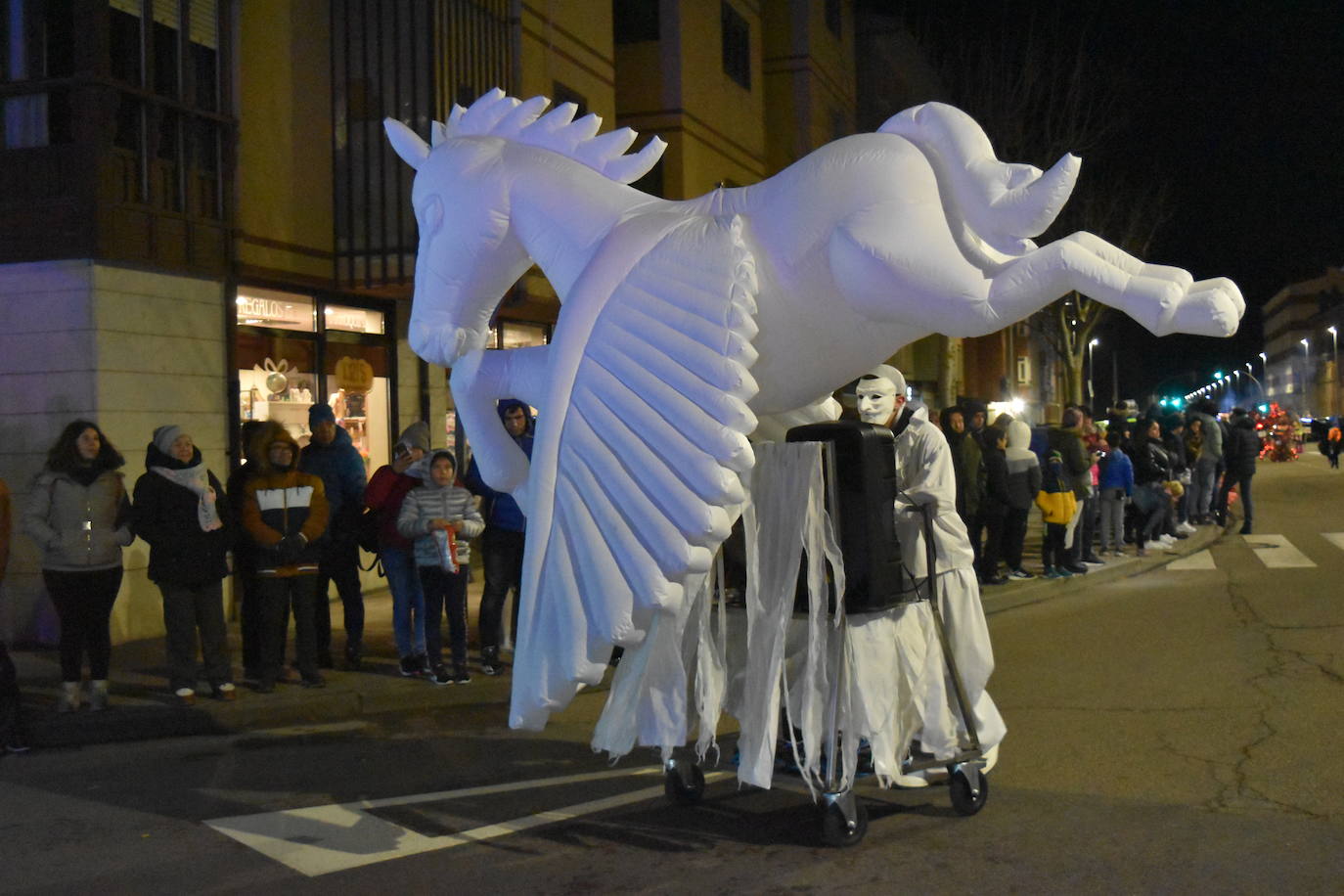 El Carnaval de la Galleta luce en el gran desfile