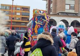 El mal tiempo no aminora la alegría entre los niños de Guardo