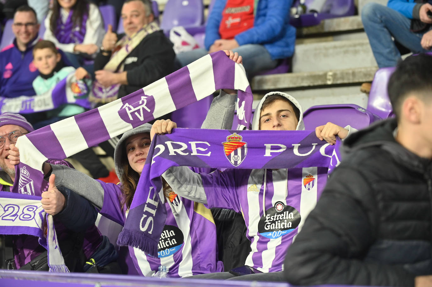 Búscate en la grada del Estadio José Zorrilla (4 de 4)