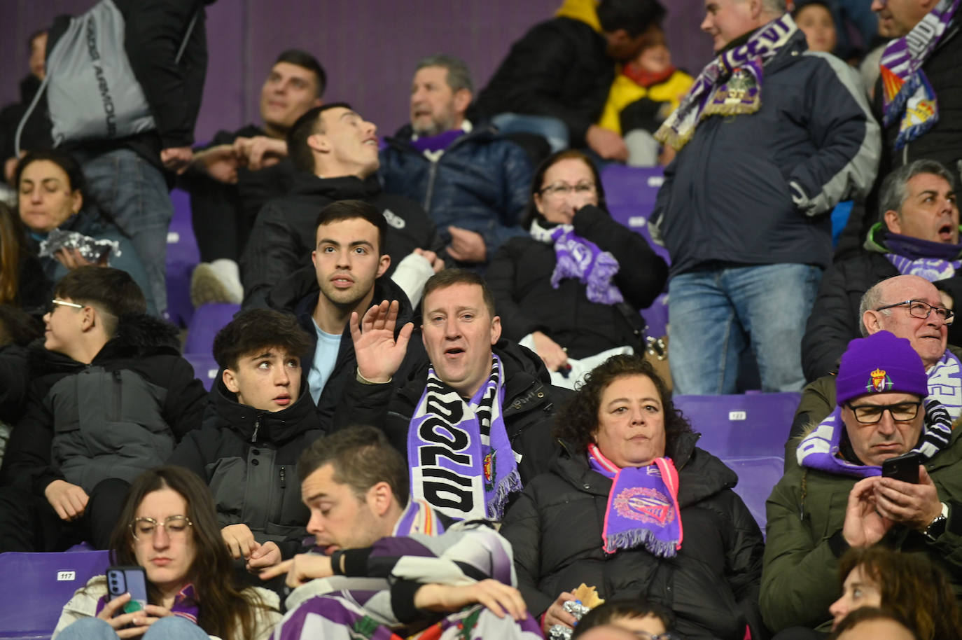 Búscate en la grada del Estadio José Zorrilla (4 de 4)