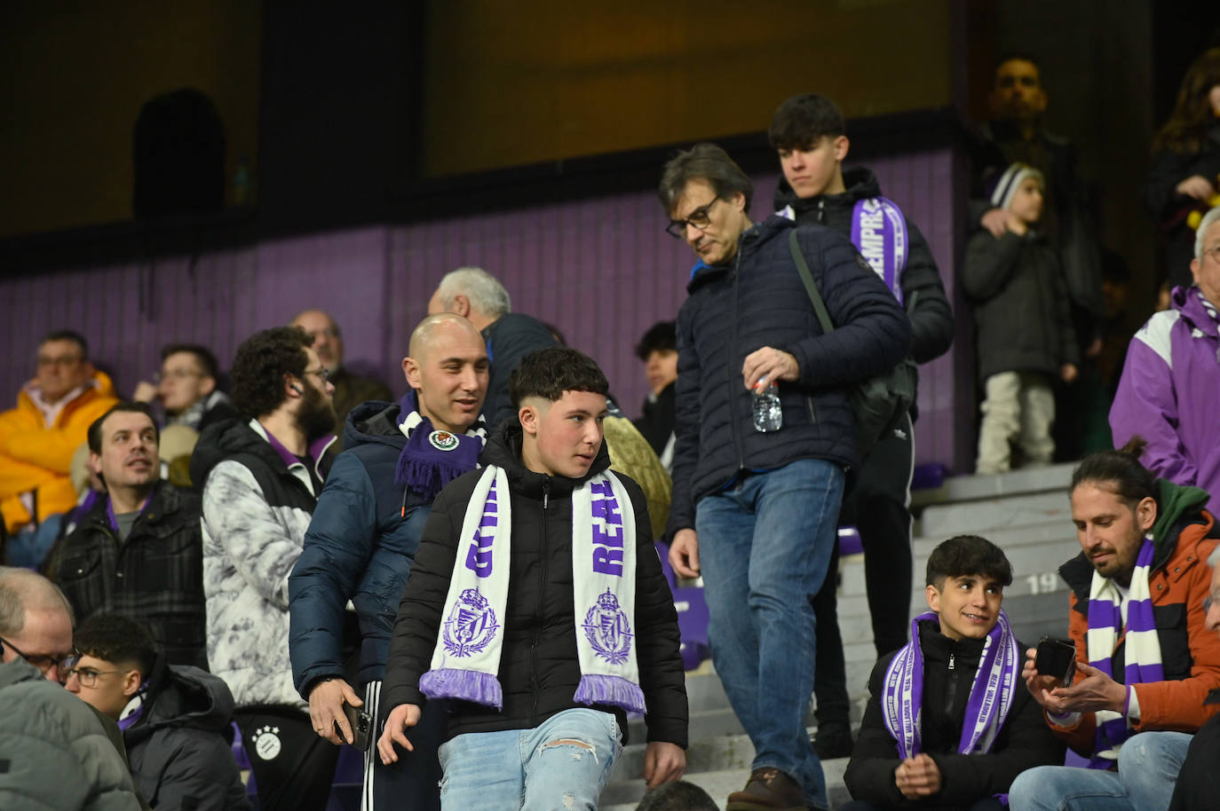 Búscate en la grada del Estadio José Zorrilla (2 de 4)