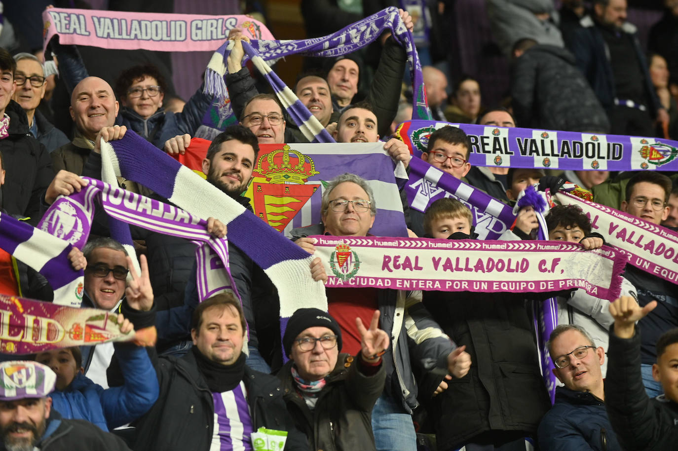 Búscate en la grada del Estadio José Zorrilla (2 de 4)