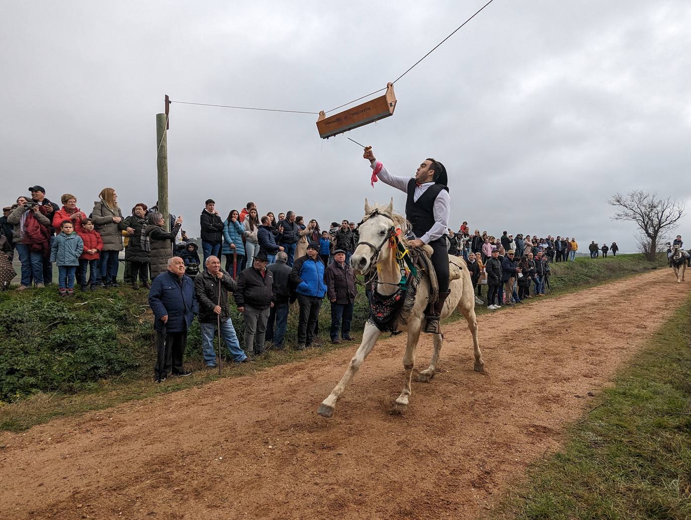 Carrera de cintas en Torrelobatón