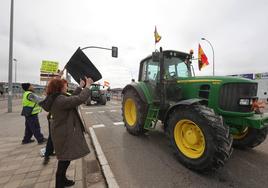 Los tractores parten hacia el centro de la capital palentina