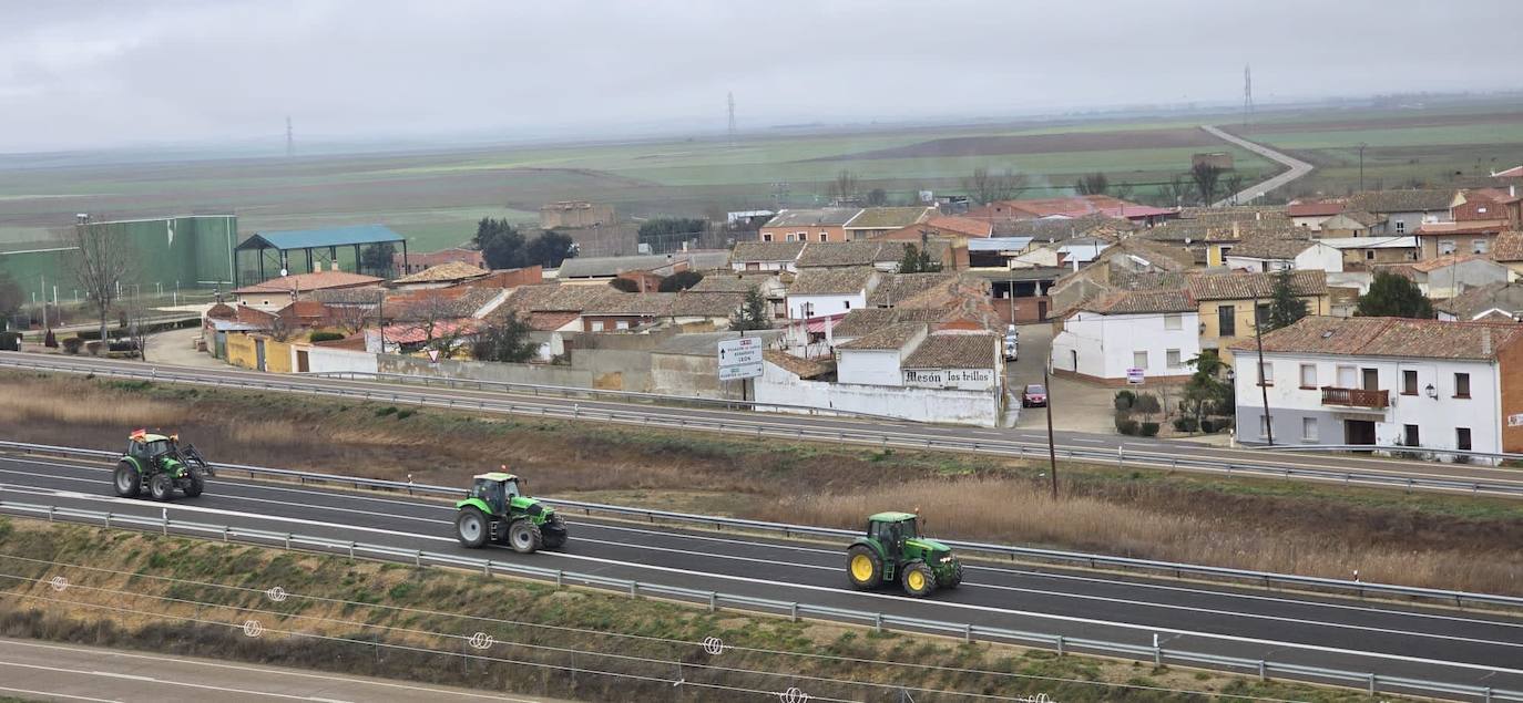 Primeras imágenes de la tractorada en Palencia