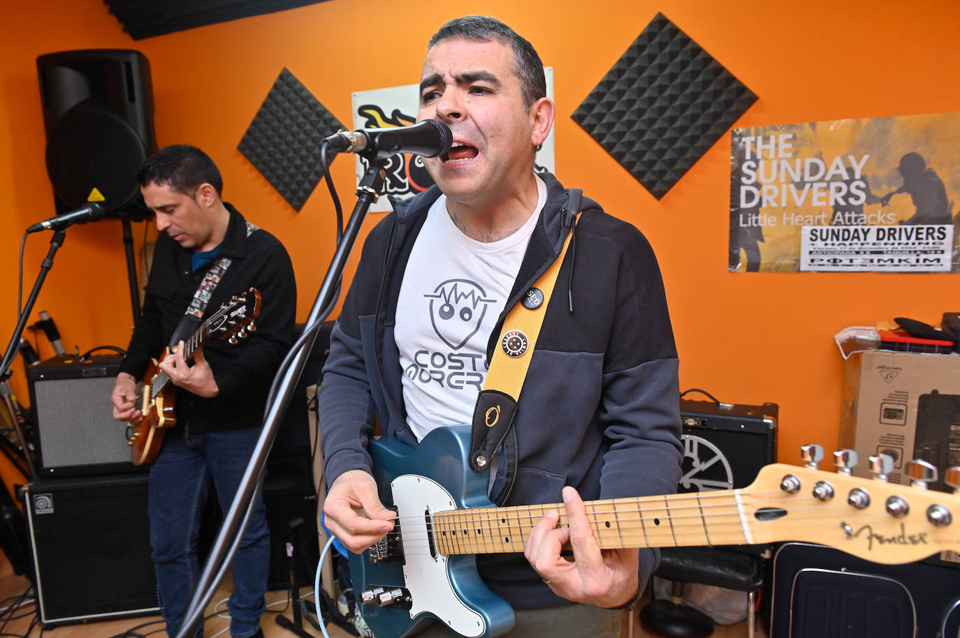 «Nos gusta la sensación de defender nuestros propios temas ante el público. Es magia»