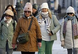 Los gorros y las bufandas volverán a ser necesarios durante los próximos días.
