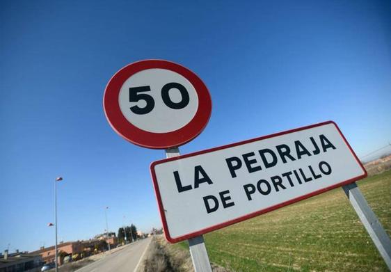 Acceso a la localidad vallisoletana de La Pedraja de Portillo.