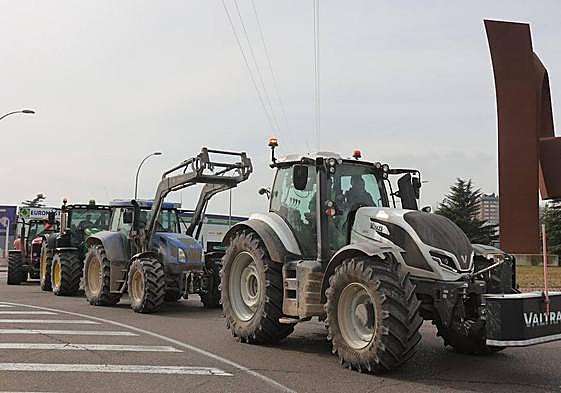 Concentración de tractores el pasado día 6 en la capital palentina.