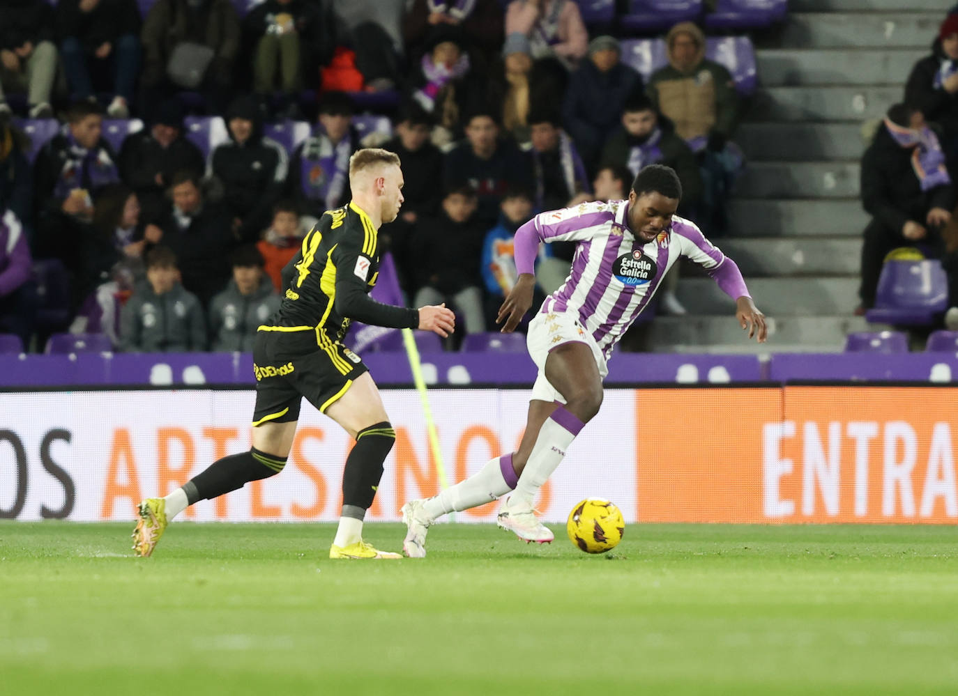 Las imágenes del partido entre el Real Valladolid y el Real Oviedo