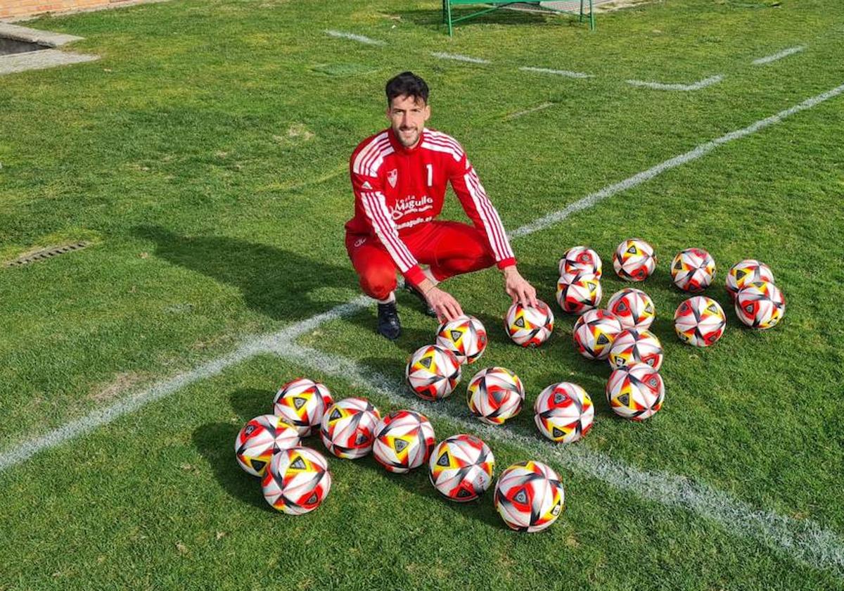 Pablo Carmona, en el campo de La Albuera.