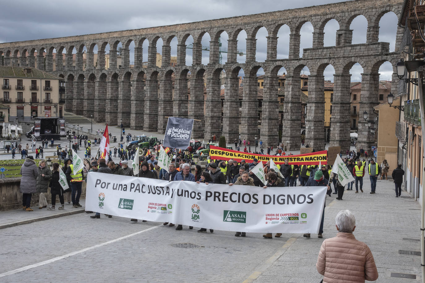 Manifestación de agricultores y ganaderos en Segovia