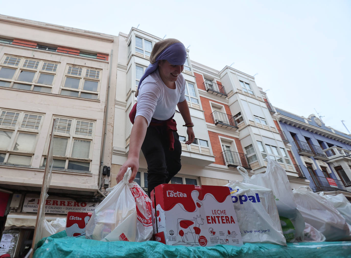 La Semana Santa se ensaya en Palencia con solidaridad