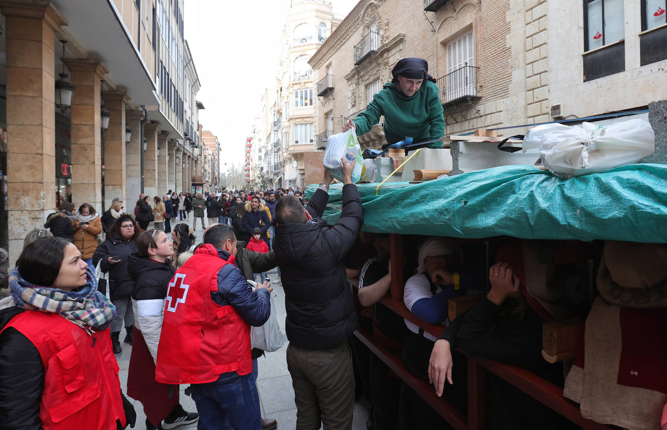 La Semana Santa se ensaya en Palencia con solidaridad