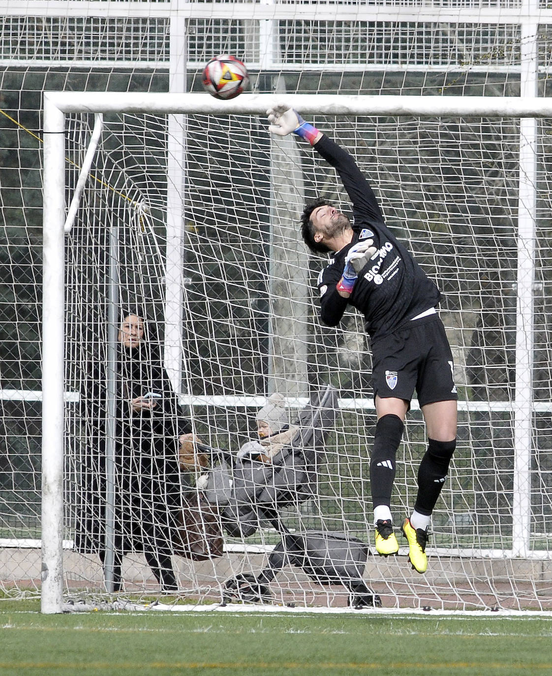 El empate entre Adarve y Segoviana, en imágenes