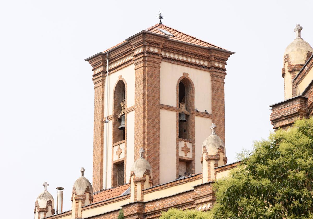 Imagen principal - La iglesia levantada sobre el templo abandonado por los templarios