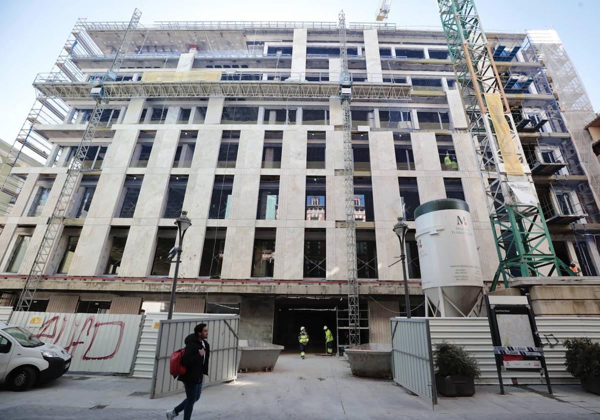 Las imágenes de las obras de remodelación en el antiguo El Corte Inglés