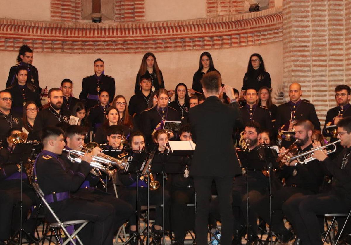 Concierto por el vigésimo aniversario de la procesión del Encuentro en Cuéllar.