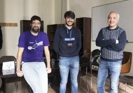 Iñigo Capellán, Juan Manuel Campos y Fernando Frechoso, invesigadores en la Universidad de Valladolid.