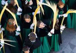 Niños en la Procesión de la Borriquilla de Valladolid.