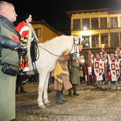 Tordesillas se echa a la calle para rendir pleitesía a la reina Juana de Castilla