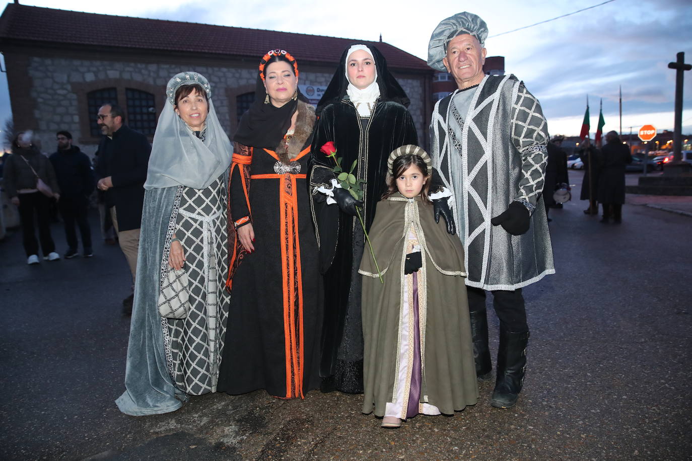 Las calles de Tordesillas rinden pleitesía a la reina Juana de Castilla