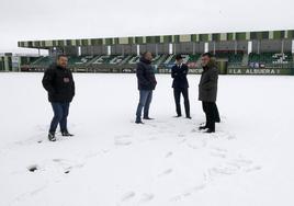 Suspendido el partido entre la Gimnástica y el Guadalajara por la acumulación de nieve en la Albuera