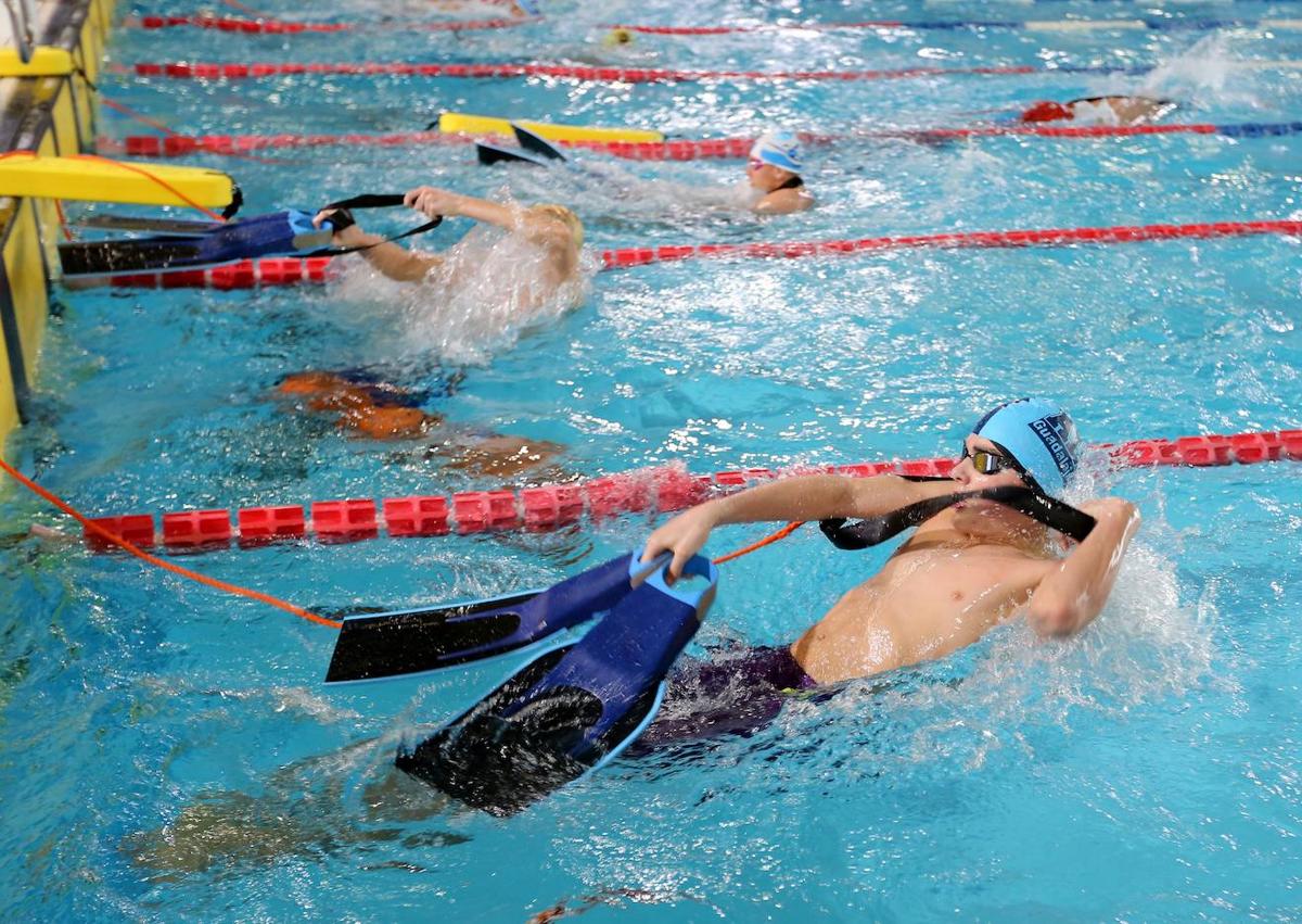 Imagen secundaria 1 - Paso adelante del salvamento y socorrismo en la piscina Laura López Valle de Parquesol