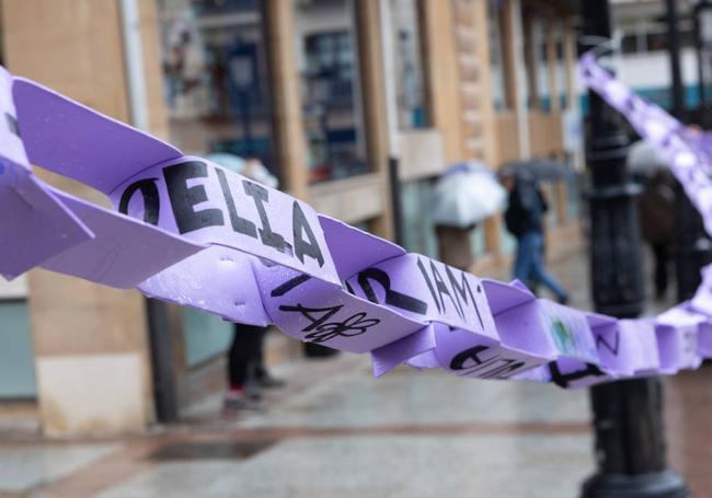 Cadena montada en Soria para pedir la igualdad entre hombres y mujeres.