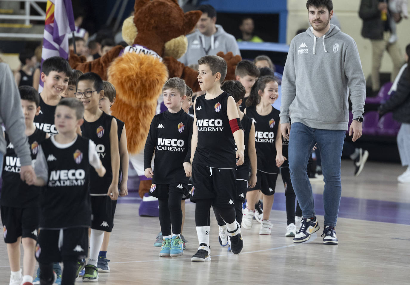 La presentación de la cantera del Real Valladolid de Baloncesto, en imágenes