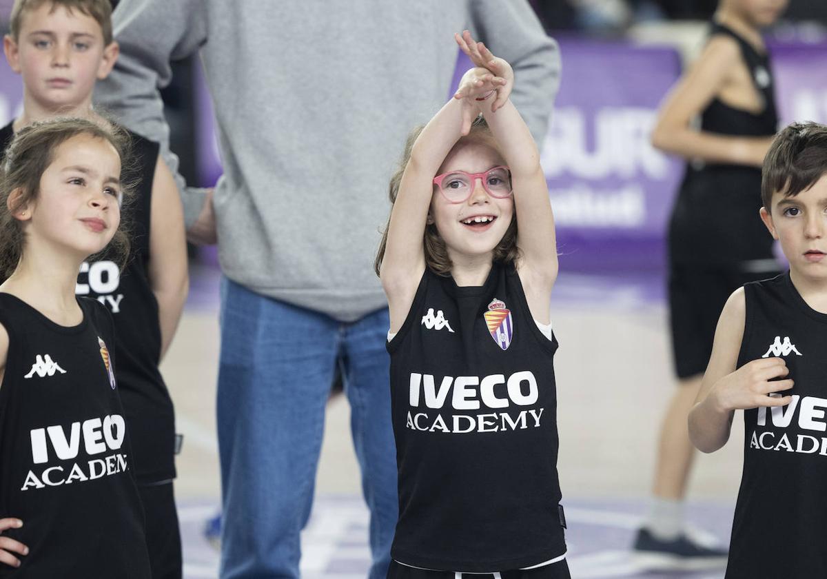 La presentación de la cantera del Real Valladolid de Baloncesto, en imágenes