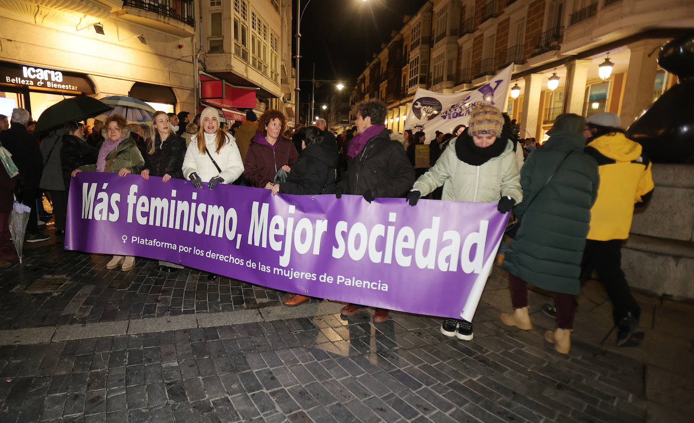 Marea palentina por el feminismo el 8M