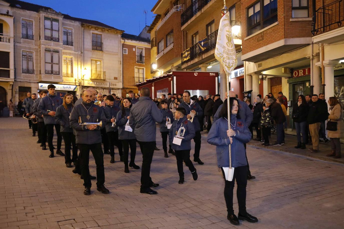 Pasacalles de bandas de Semana Santa en Peñafiel