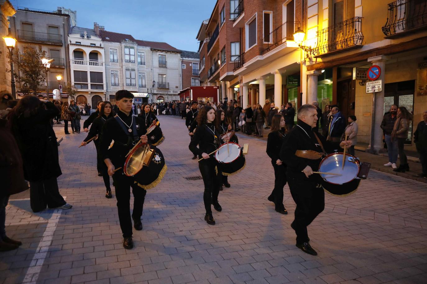 Pasacalles de bandas de Semana Santa en Peñafiel