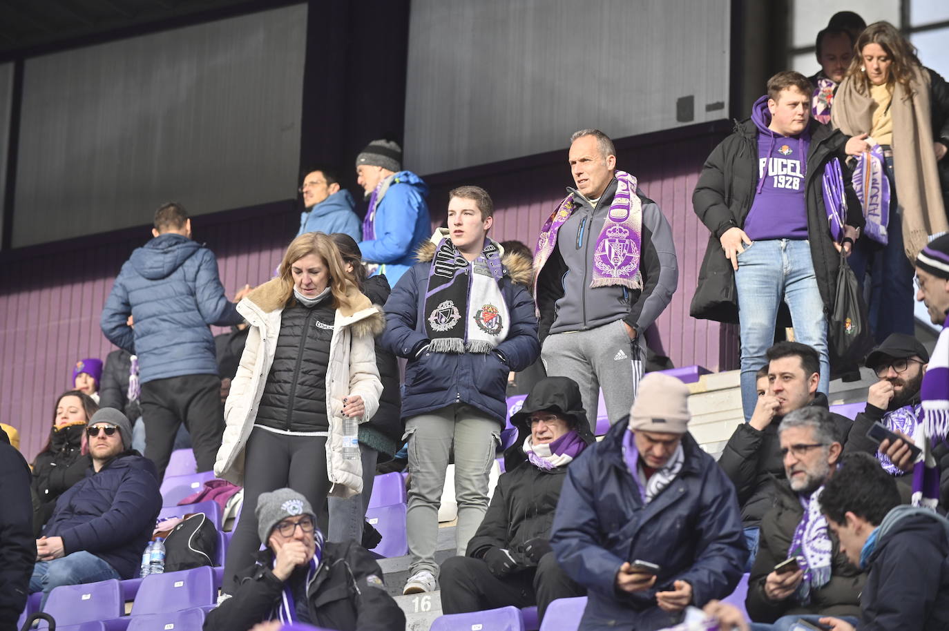 Búscate en la grada del Estadio José Zorrilla (1 de 4)