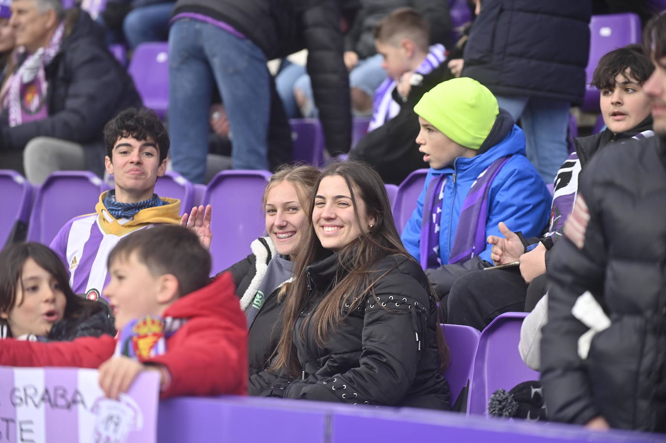 Búscate en la grada del Estadio José Zorrilla (1 de 4)