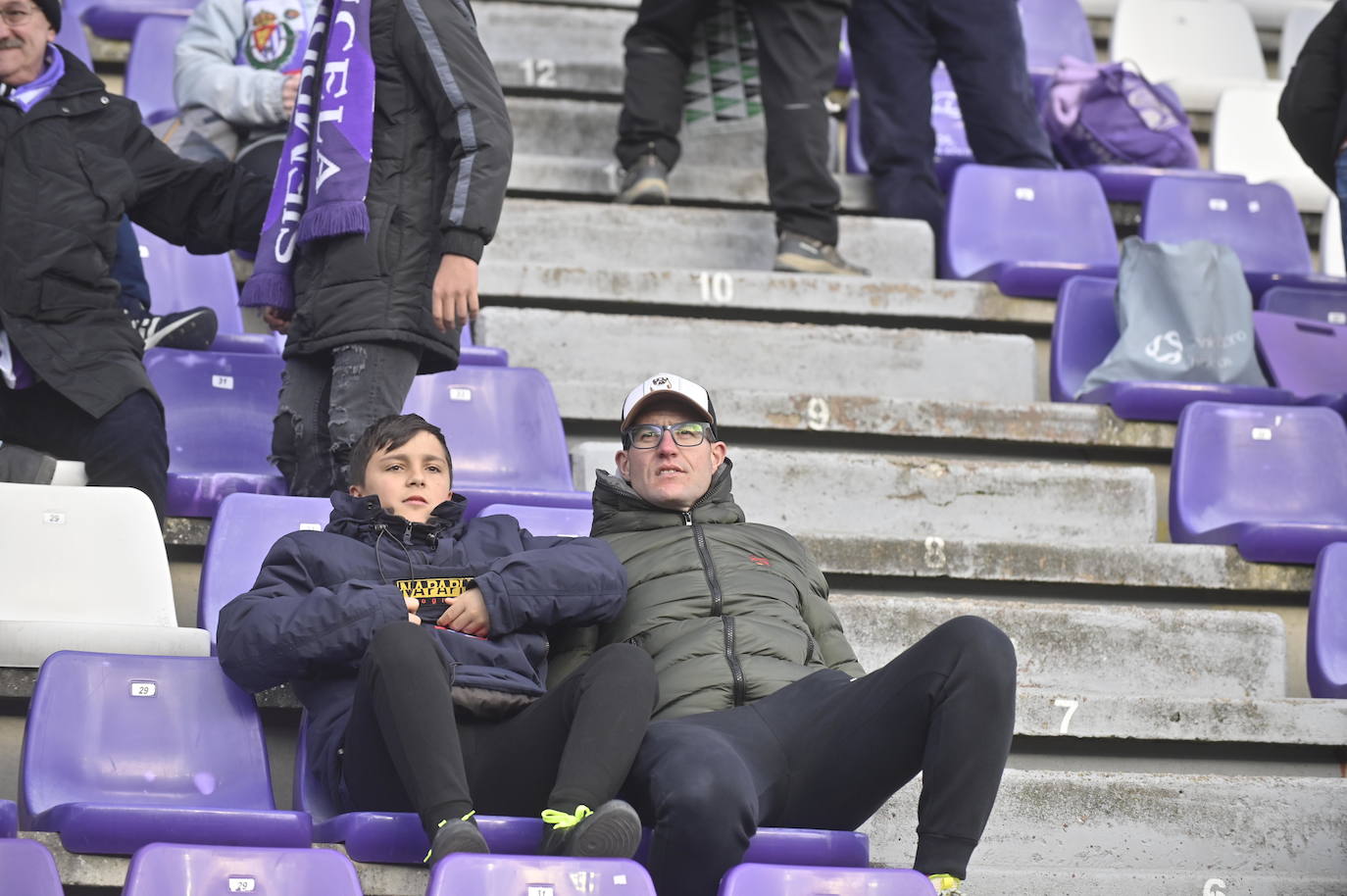 Búscate en la grada del Estadio José Zorrilla (2 de 4)