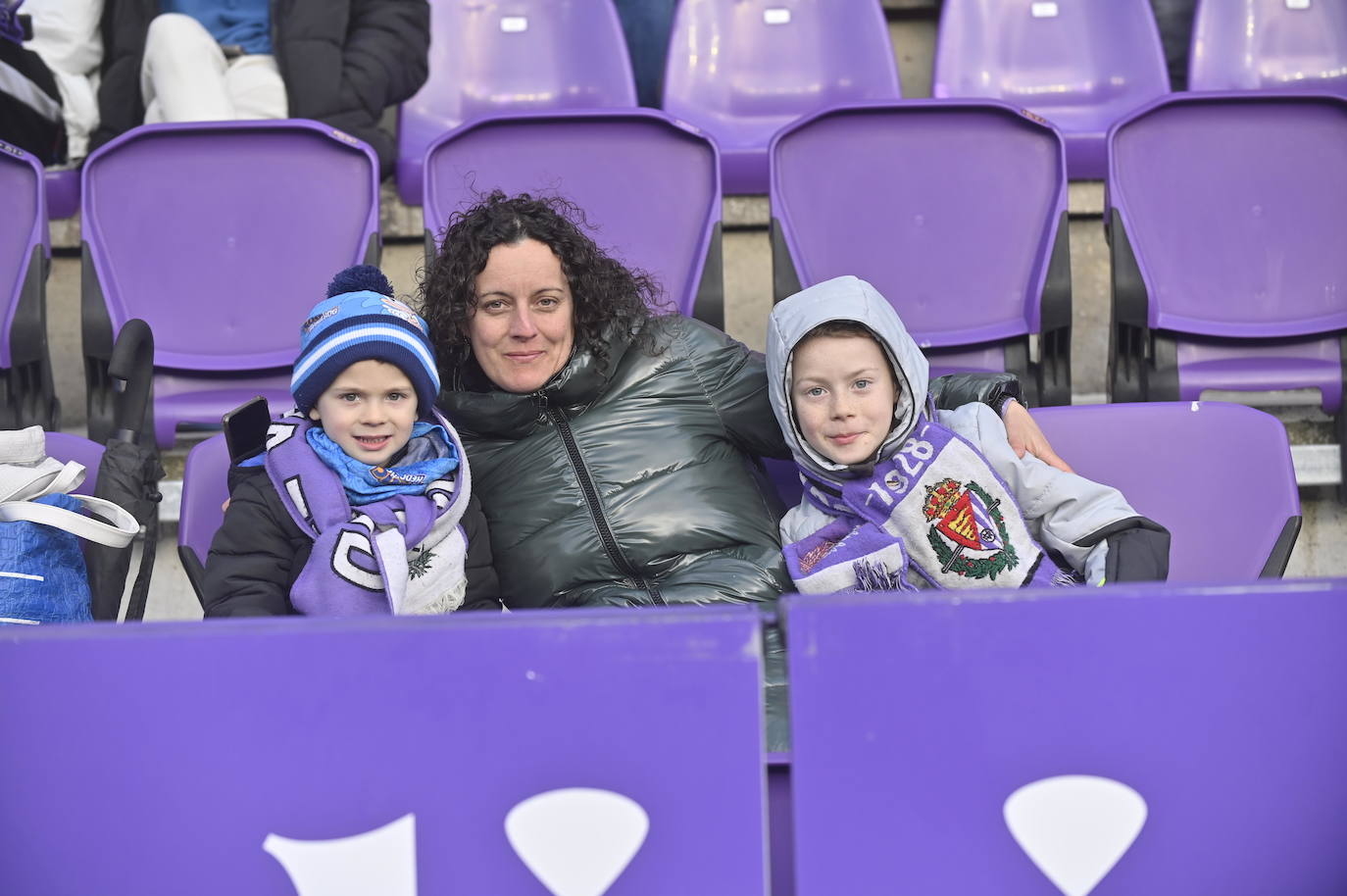 Búscate en la grada del Estadio José Zorrilla (2 de 4)